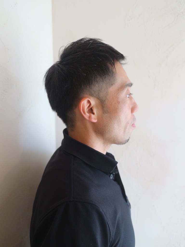 カットのみ M字が目立たなくなる髪型はシルエットが大切 薄毛対策に特化した完全個室のメンズ美容室 シェアオム 香川県高松市